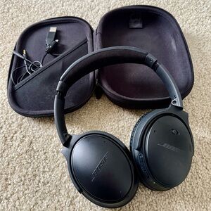 Bose QuietComfort Wireless Noise Cancelling Headphones Black w/ Case + Cables